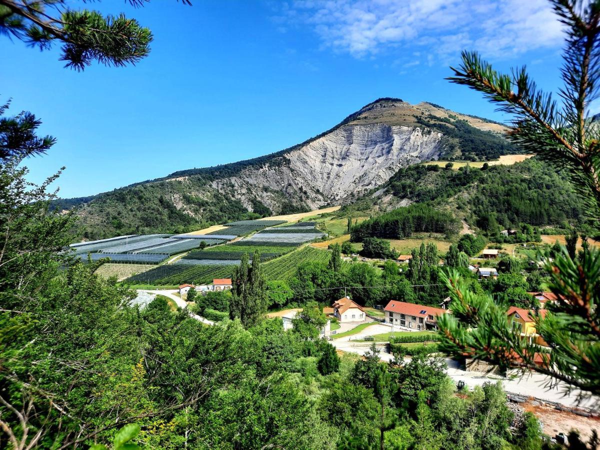 Le Petit Begou Bed & Breakfast Saint-Auban-d'Oze Luaran gambar